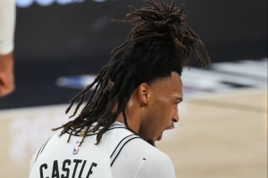 卡斯尔：我们没能打出赢球表现 尼克斯远征球迷自然有庆祝资格